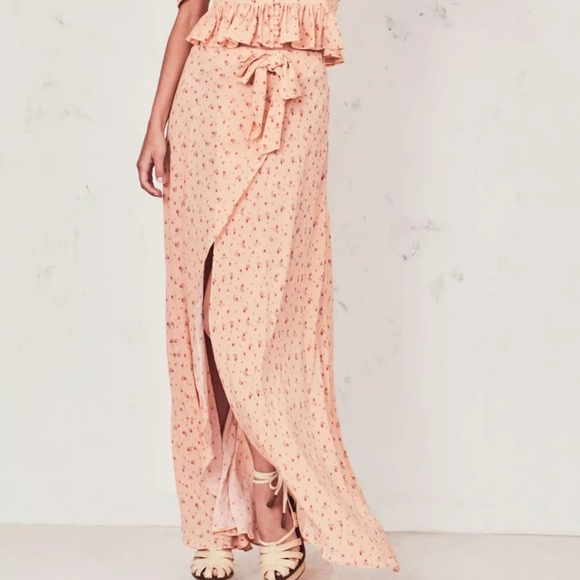 🍒NWT🍒 LOVESHACKFANCY MAXI SKIRT - Picture 3 of 5